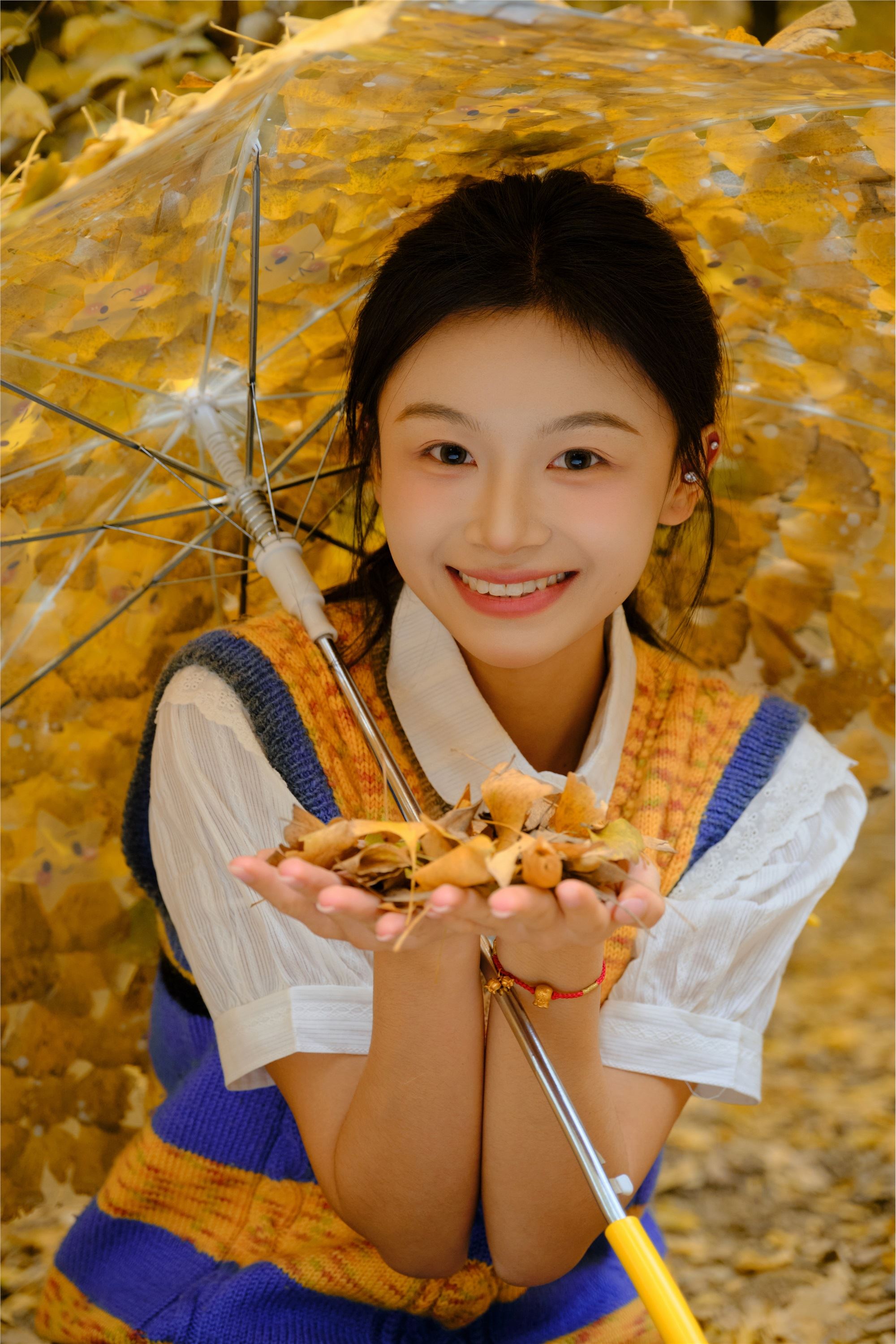 YITUYU艺图语 2025.01.27 银杏少女 小番茄